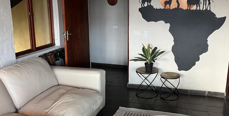 Family unit lounge