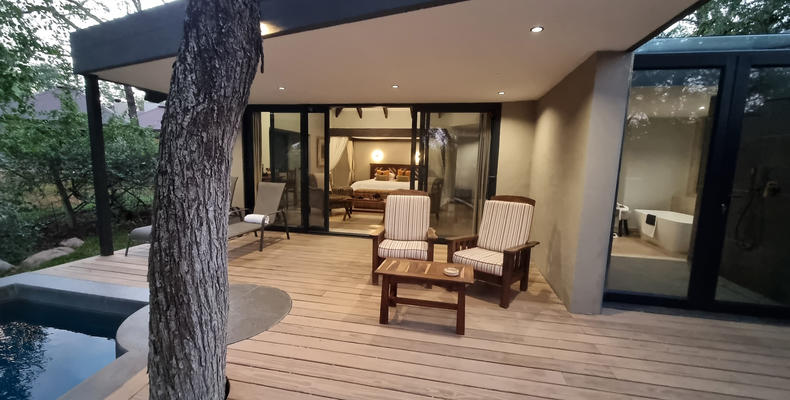 Safari Suite Private Deck and Pool
