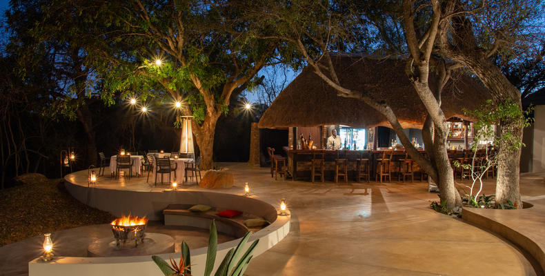 Bar and patio