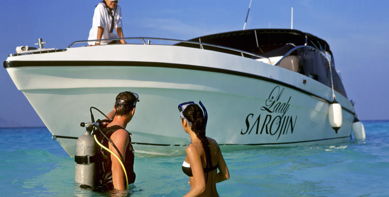The Lady Sarojin luxury boat