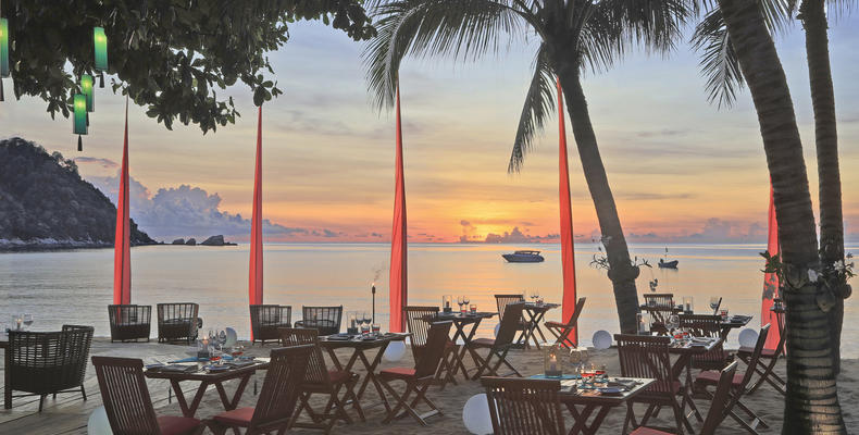 Seaside dining at our restaurant - The Bistro @ The beach