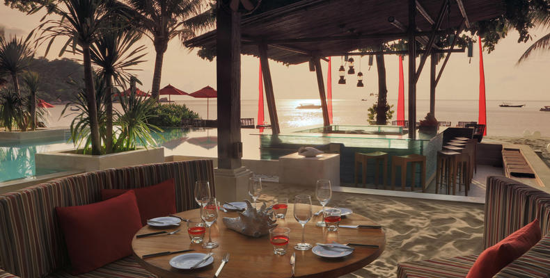 Seaside dining at our restaurant - The Bistro @ The beach