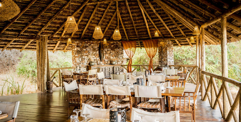 Restaurant Lunchtime