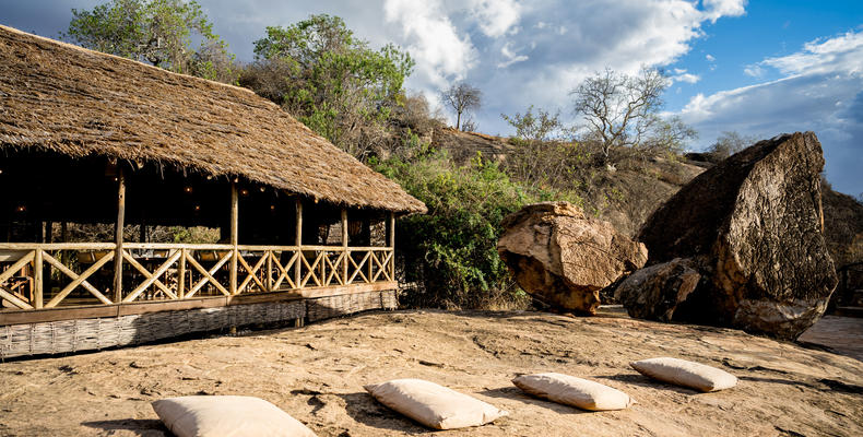 Restaurant and Sundowner Rock