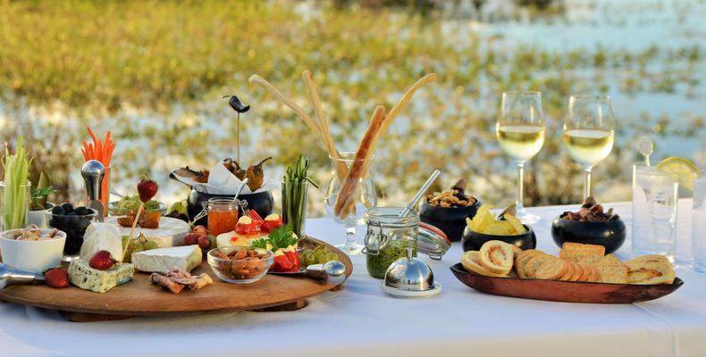 Wildtrack - Cheese board sundowner