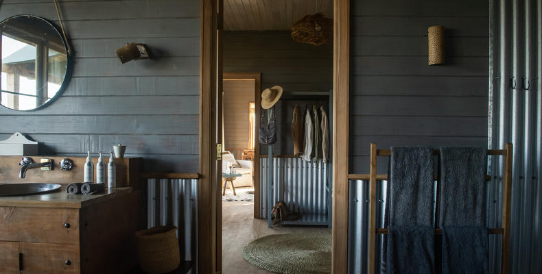 Family unit with connected bedrooms