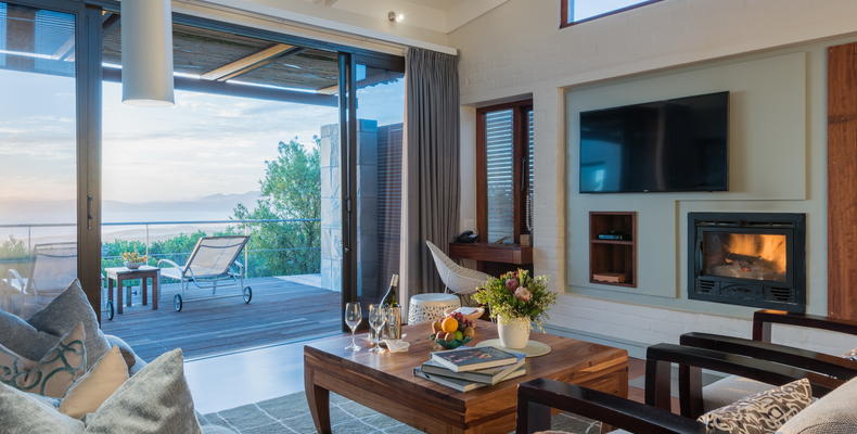 Suite Lounge