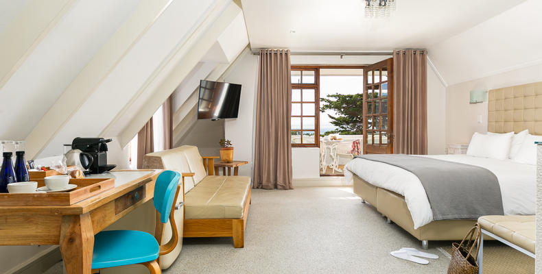 Manor House room