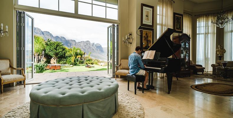 21 Nettleton : Piano