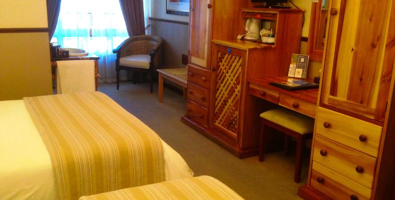 TURNBERRY BOUTIQUE HOTEL