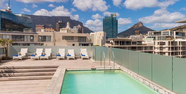 Sundeck Pool