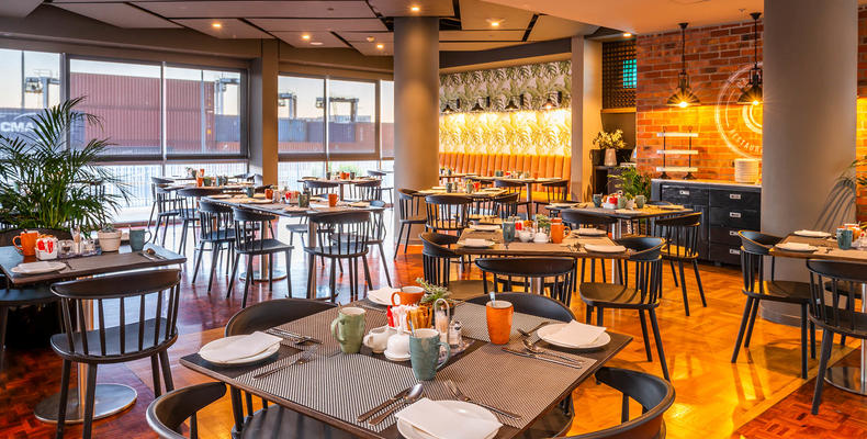 Canal Café Restaurant