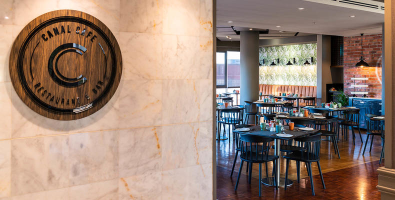 Canal Café Restaurant