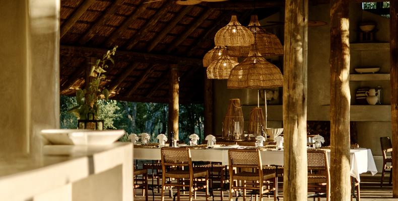 Encounter by Ongava main area