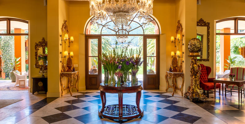 La Residence Entrance