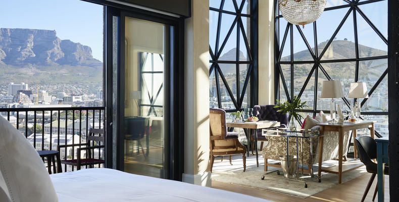 Deluxe Superior Suite