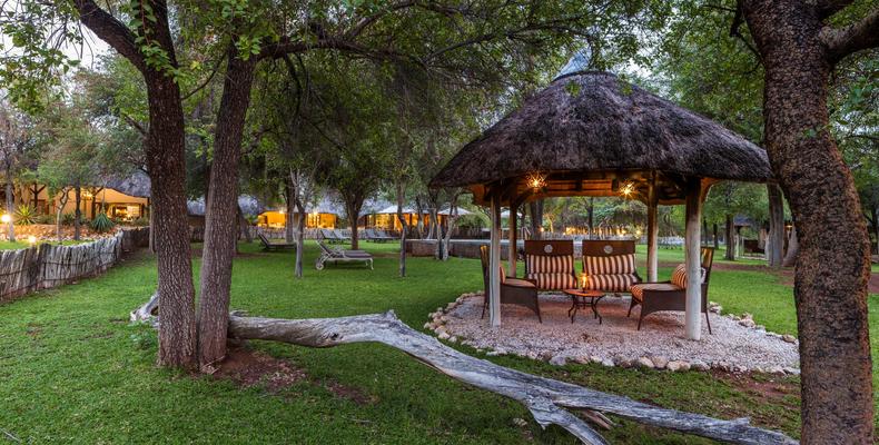 Mushara Lodge - Swimming Pool Area