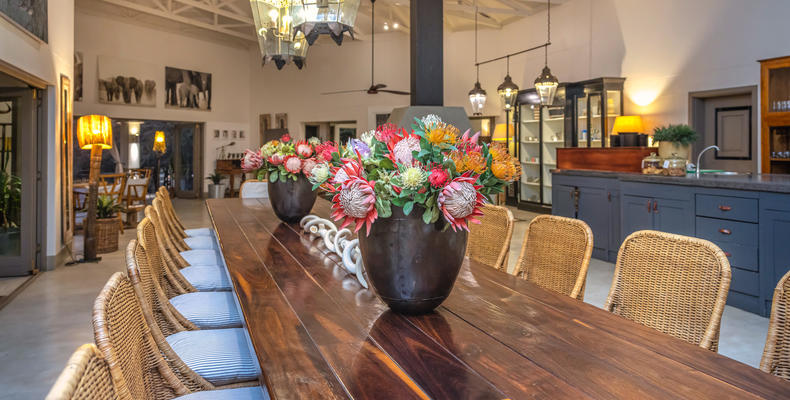 Mushara Outpost - Restaurant, Veranda