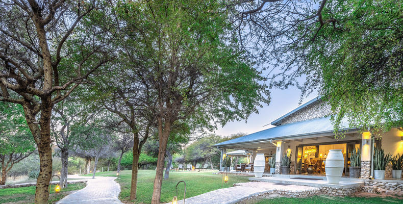Mushara Outpost - Restaurant, Veranda