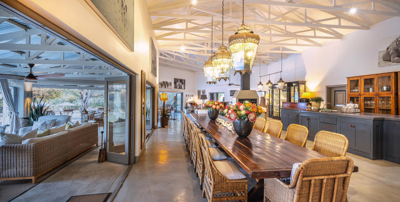 Mushara Outpost - Restaurant, Veranda
