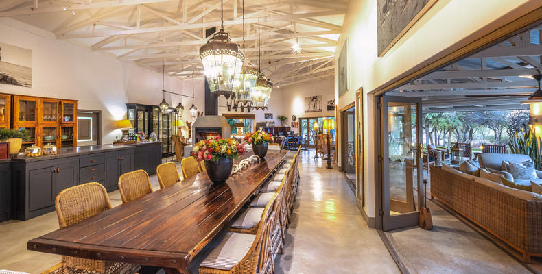 Mushara Outpost - Restaurant, Veranda