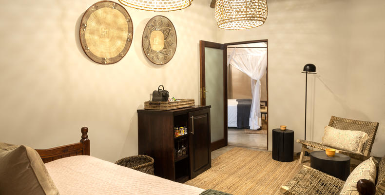 Simbavati Machaton Camp - Luxury Suite Day Bed