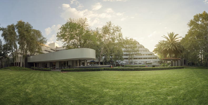 The Maslow Sandton - Exterior