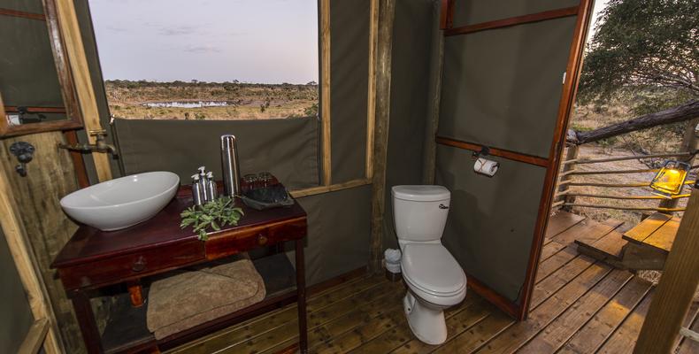 Skybeds in Khwai Private Reserve, Northern Botswana 