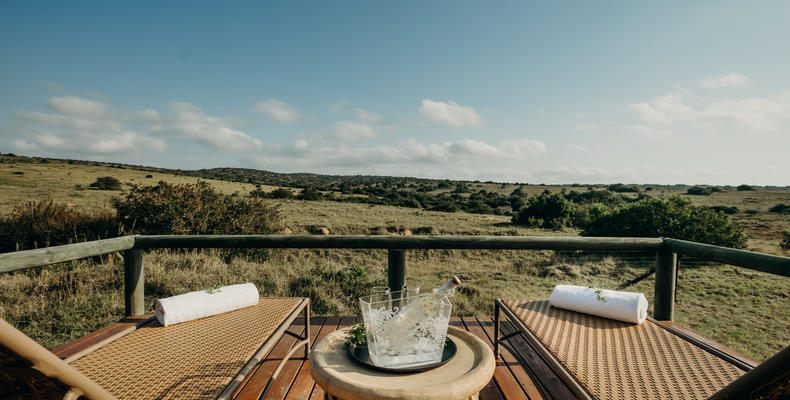 Hlosi Game Lodge - Safari Tent Deck