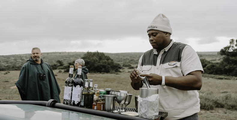 Bukela Game Lodge - Sundowner Drink Stop 