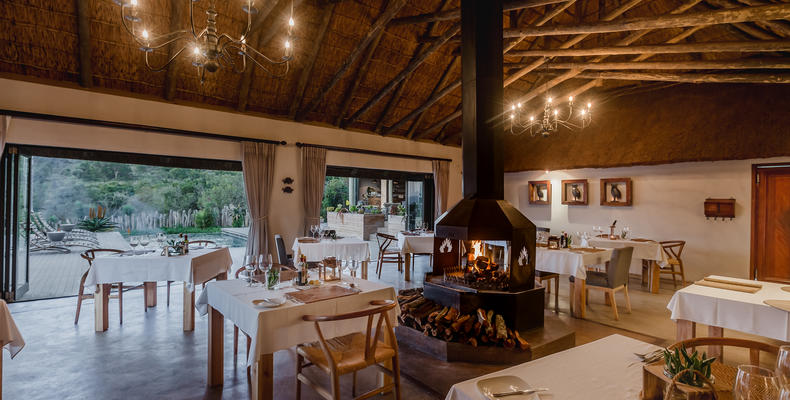 Bukela Game Lodge - Dining Area