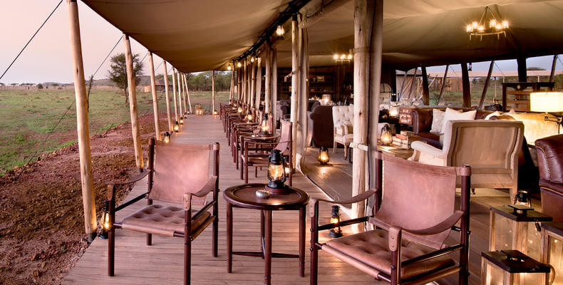 Main Guest Lounge Outdoor Area