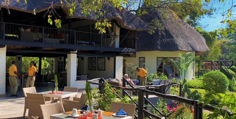 Waterberry - lounge/dining terrace and upstairs viewing lounge