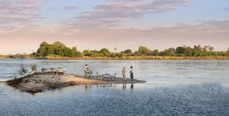 Thorntree River Lodge, Mosi Oa Tunya National Park, Zambia