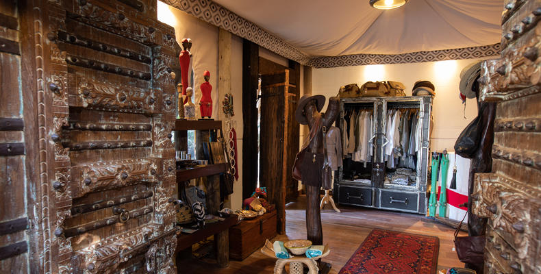 Great Plains Safari Boutique at Selinda Camp