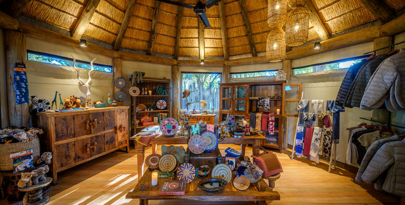 Kwetsani Camp Curio Shop