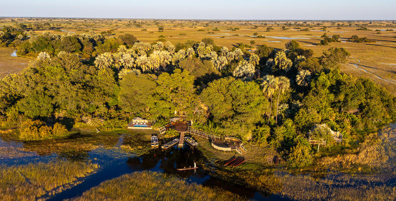 Jacana Camp Main Area