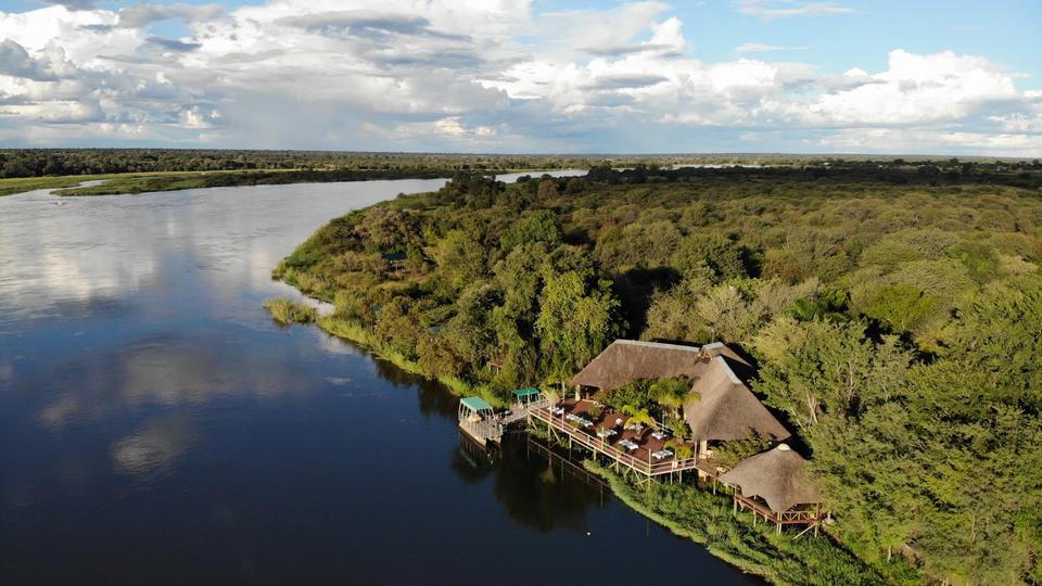 Die Lodge liegt am Okavango-Fluss