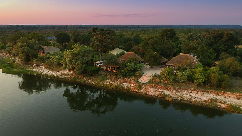 Mpala Jena - located on the banks of the Zambezi River
