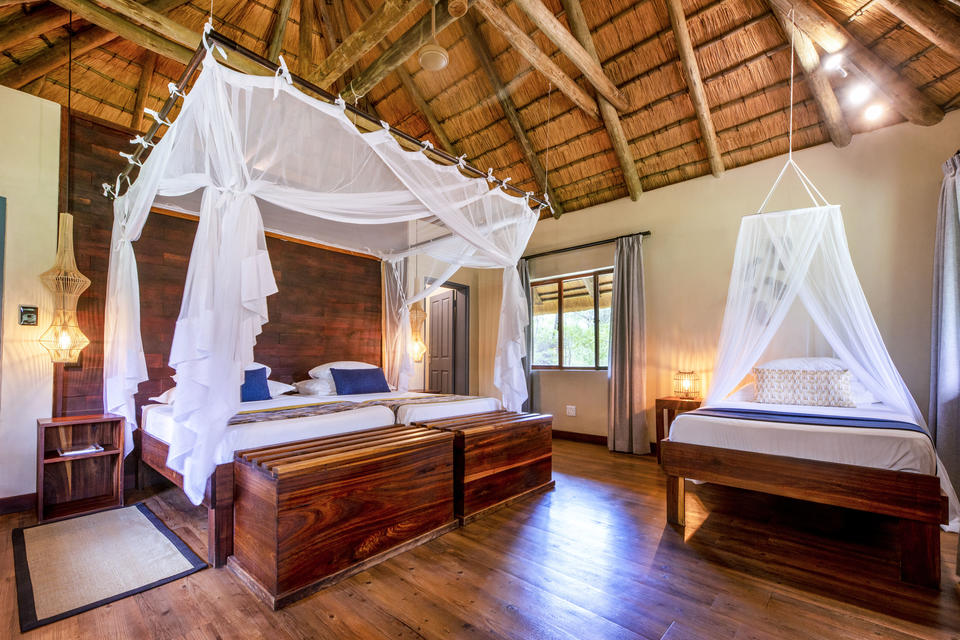 Hakusembe River Lodge Familienbungalow