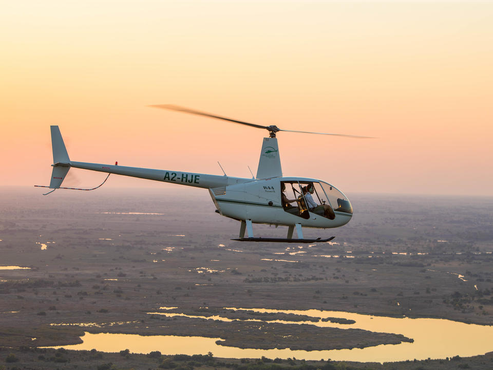 Optionale Hubschrauberflips im Angebot der Xugana Island Lodge