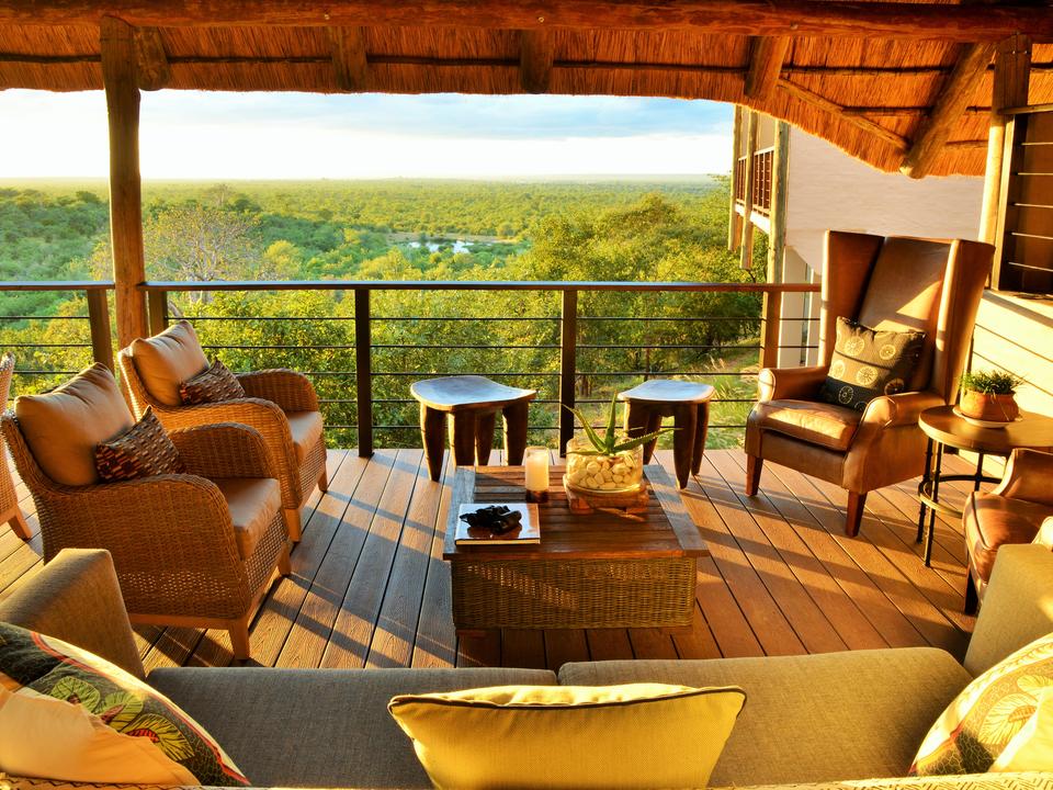 Victoria Falls Safari Club Lounge