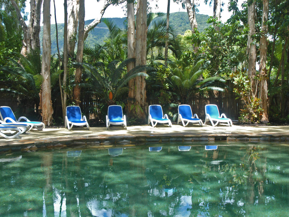 The Reef Retreat Pool & Pool furniture 