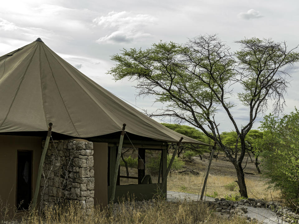 Zeltunterkunft im Onguma Tented Camp