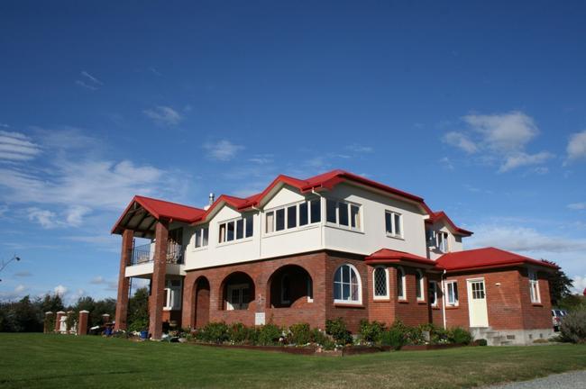 TeAnauLodgehttps://www.teanaulodge.com/