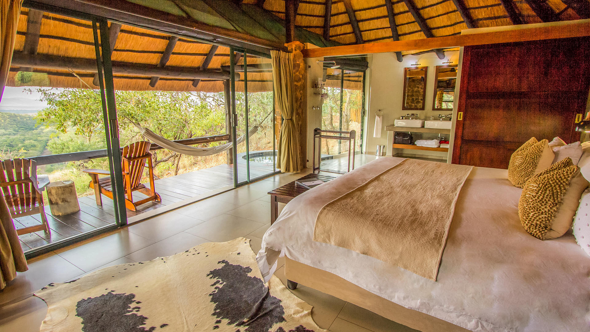 Leopard Mountain Safari Lodge - Home