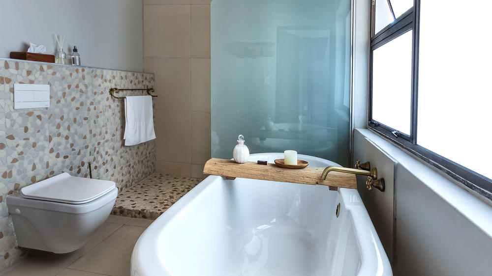 Driftwood Guesthouse