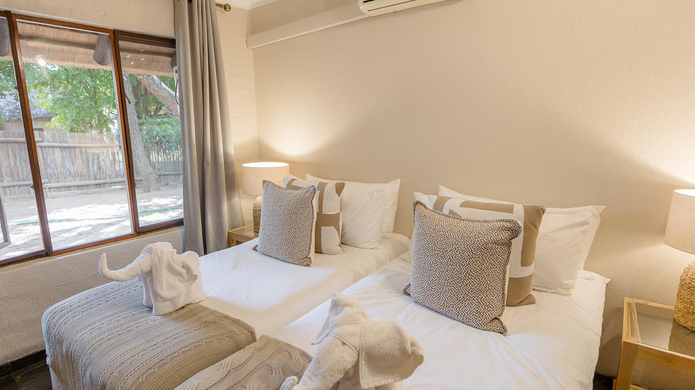 Ivory Wilderness River Rock Lodge