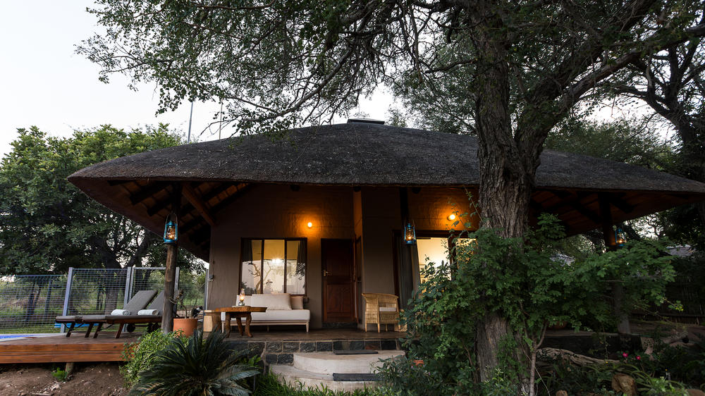 Ivory Wilderness River Rock Lodge