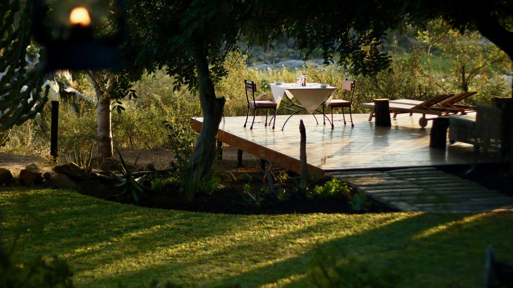 Ivory Wilderness River Rock Lodge